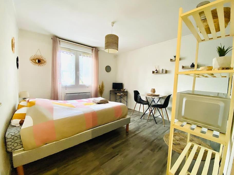 Au Calme Confort & Proche Centre Apartment เลอม็องส์ ภายนอก รูปภาพ